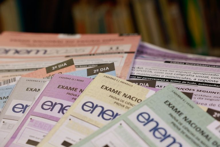 Enem 2026: qual cor de caneta eu posso levar no dia da prova?