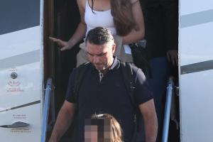 Em carta, Flávio Bolsonaro se declara presidente do Brasil após chegar aos EUA