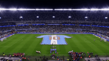 Homenagem para Messi na despedida da Seleção Argentina • Reprodução/getv
