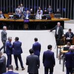 O que é o voto distrital misto? Centrão aposta em modelo para barrar puxadores de voto