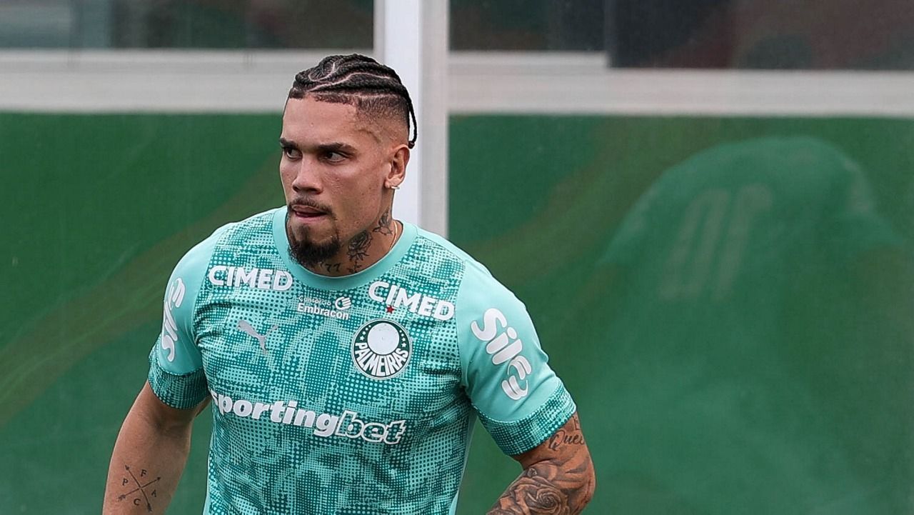 Paulinho joga? Veja situação do atacante para Palmeiras x Corinthians