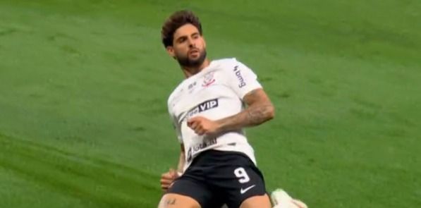 Corinthians empata com Vitória em casa e segue ameaçado no Brasileiro