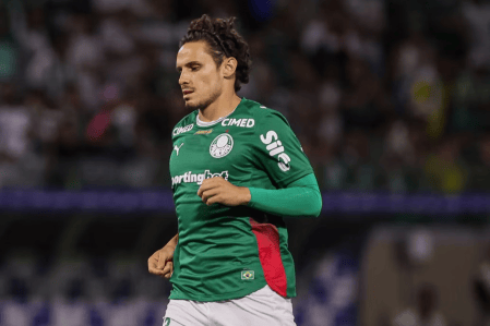 Veiga pertence ao Palmeiras e está emprestado ao América