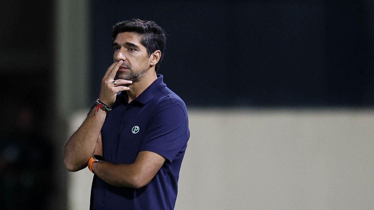 Abel faz pedido e detona calendário do Palmeiras: 'Estamos fazendo o melhor?'