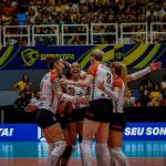 Osasco domina, vence Praia Clube e conquista bicampeonato da Supercopa do Brasil