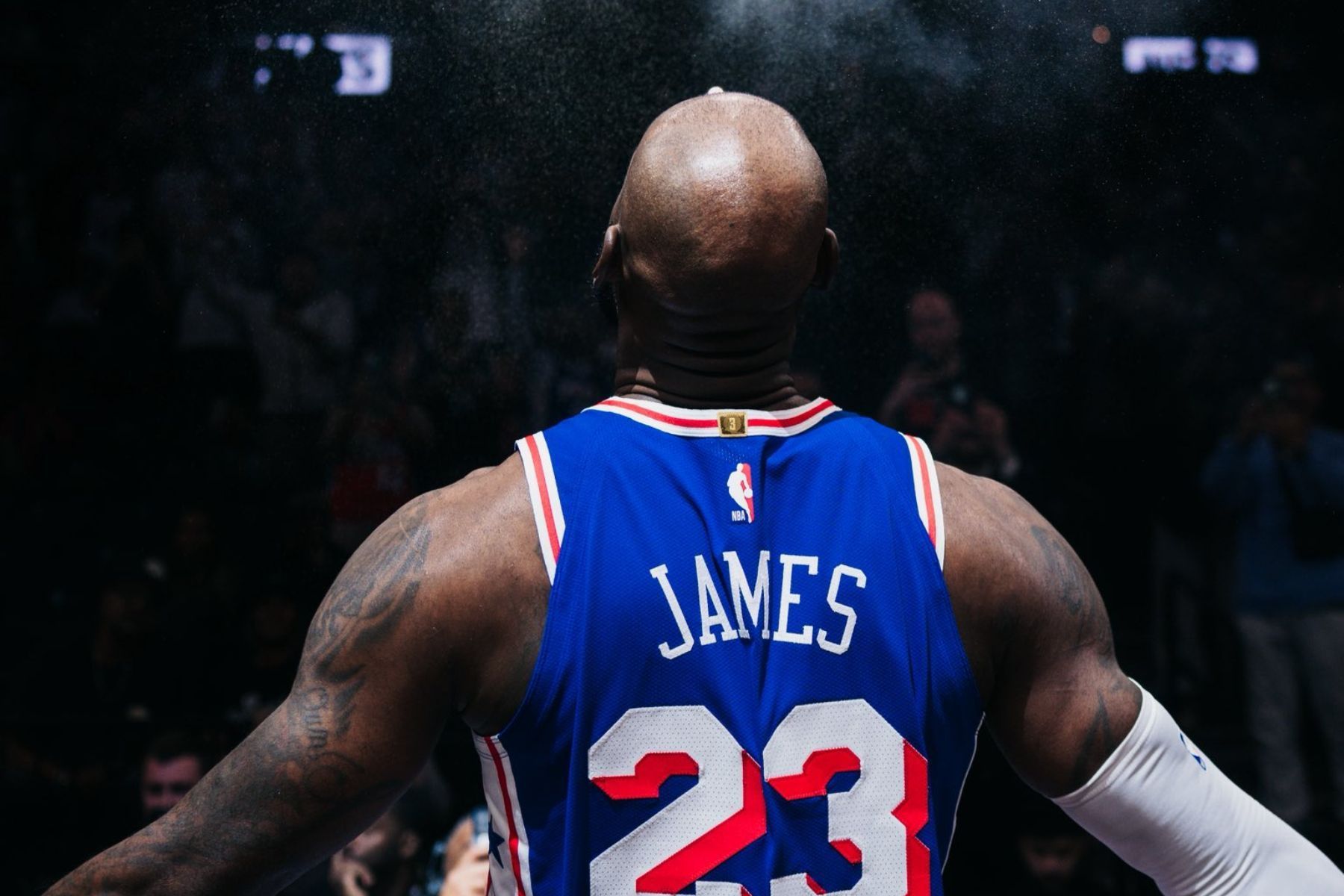 Na 24ª temporada na NBA, LeBron James desembarca em novo time e tenta ampliar recordes