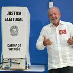 Corinthians se manifesta e parabeniza Lula pela reeleição como presidente do Brasil