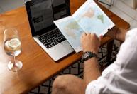 Viajantes recorrem à inteligência artificial para planejar viagens, aponta estudo