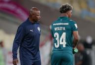 Técnico do Fluminense, Marcão comenta sobre gramado do Maracanã: 'Me viu reclamando'
