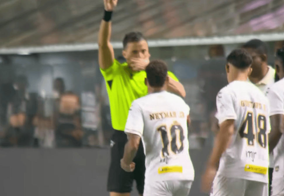 Bahia critica postura de Neymar após discussão com Rodrigo Nestor em Santos x Bahia
