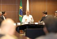 Governo Simões eleva projeção de rombo fiscal em 18,5% e déficit chega a R$ 10,5 bilhões