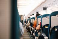 Reino Unido acaba com cobrança para crianças viajarem ao lado dos pais