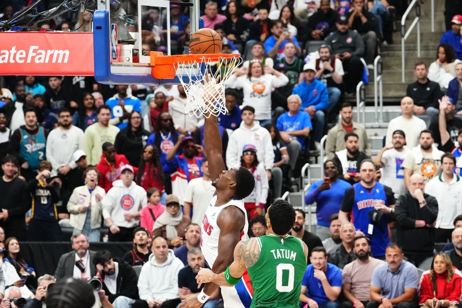 NBA: com virada no último quarto, Pistons vencem Celtics na abertura da temporada 26/27