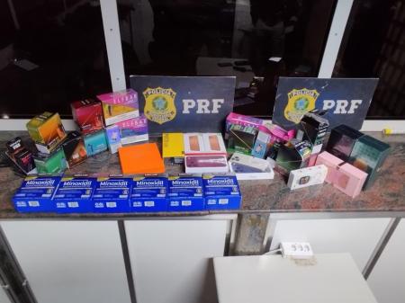 Mercadorias e produtos de origem estrangeira apreendidos pela Polícia Rodoviária Federal.