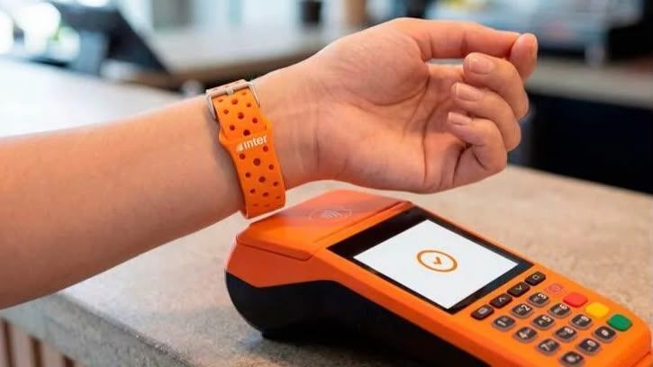 Inter Wristband vale a pena? Veja preço, cores e como funciona a pulseira inteligente