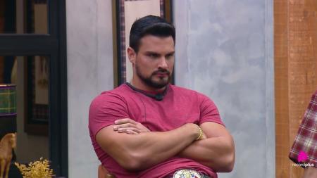 Renê não participará da Prova do Fazendeiro