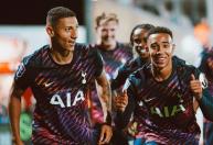 Richarlison volta a jogar após dois meses no Tottenham e marca gol pelo Sub-21