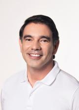 Dr Gustavo Soares