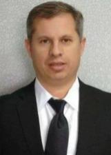 Garçom Roni