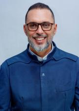Dr. Caio Machado
