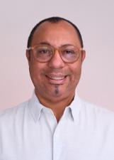 Prof. George França