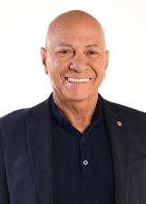 Professor Alcides